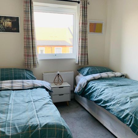 Alpha, Private Double Room, City Centre, Free Parking, Sittingbourne, Kent Esterno foto