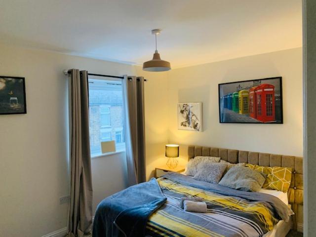 Alpha, Private Double Room, City Centre, Free Parking, Sittingbourne, Kent Esterno foto
